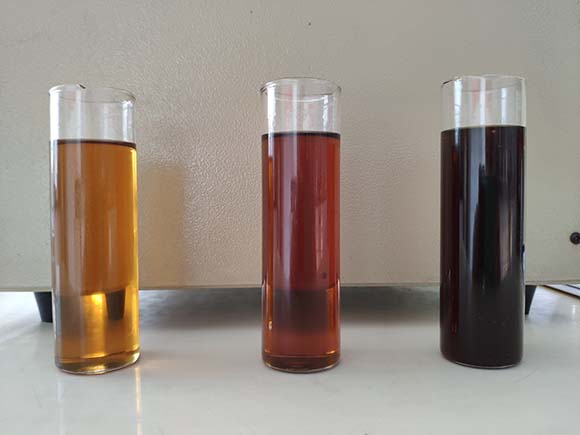 高性能機(jī)油.jpg 高性能機(jī)油.jpg