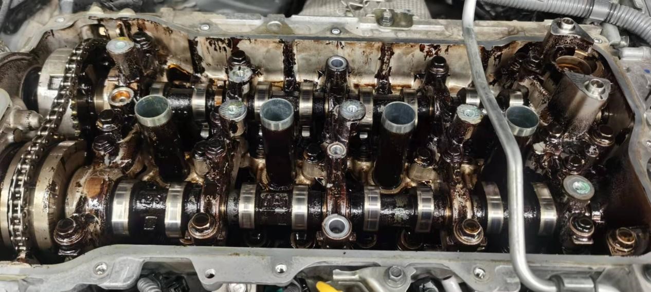 汽車潤滑油.jpg 汽車潤滑油.jpg